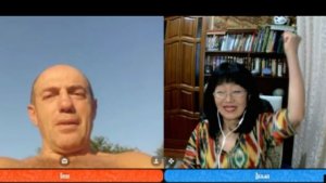 Израильтянин-русофоб заранее садится в воду, чтобы сильно не горело! Ураинец не согласен! .