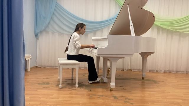 Вьюшкова Анастасия    А. Александров  Русская народная мелодия