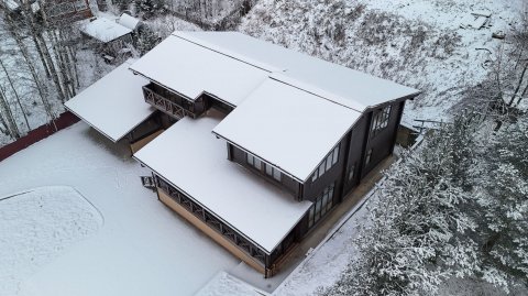 Дом 585 м2 из клееного бруса за 70 млн р.