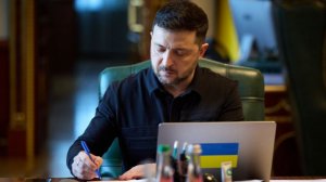 Меркурис: Зеленский полностью растерял рейтинг на фоне коррупционного скандала