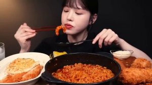 Мукбанг ｜ Еда на камеру ｜ Mukbang ｜ ASMR (720p)