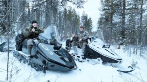 ПРИШЛИ ТРИ ВОЛКА К ДЕРЕВНЕ / ПРОБИВАЕМСЯ В ТАЙГУ НА СНЕГОХОДАХ СМ-002 / СМ-003. КТО-ТО НАС ОПЕРЕДИЛ.