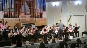 1. В. Дмитриев "Весёлые переборы" 2. И. Тамарин "Вспомним, братцы, Россов славу!"