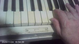 Пианино: разбираю Антошку В.Я. Шаинского