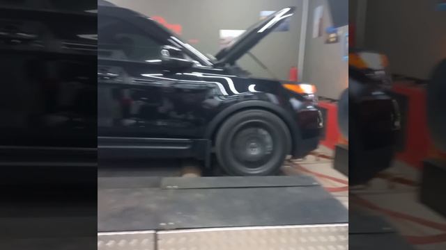 Ford Explorer смотреть онлайн