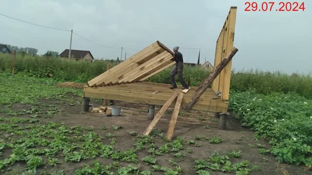 Хозблок 4х6. Стена передняя. Каркасный дом своими руками.