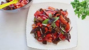 Я и не знала что ЭТО Итальянский салат-- готовлю его много лет Самый Вкусный. Салат с помидорами