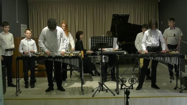 П. Чайковский - "Чардаш" из балета "Лебединое озеро" (Ансамбль ударных инструментов)