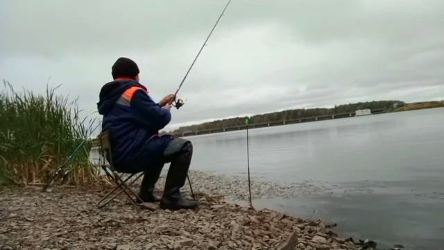 Рефтинское водохранилище. Поиски клева . Сброс и расширение старого канала и снова холодный канал .