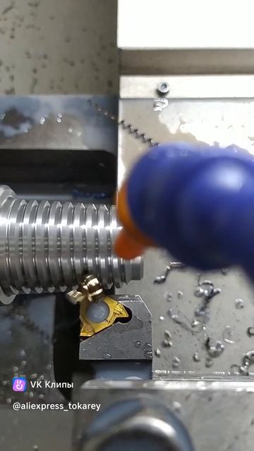 Нарезание конусной резьбы. смотреть онлайн