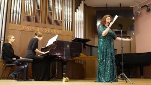 Ольга Алексеева исполняет романс Чайковского «Вчерашняя ночь». Фортепиано — Ольга Воробьёва