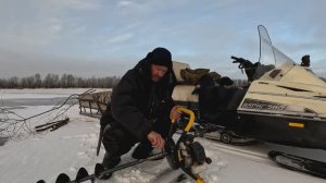 Выставил удочки на язя, налима.