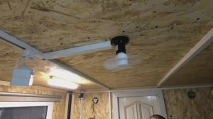 Субботний день установка камеры и Карлсена в мастерской.