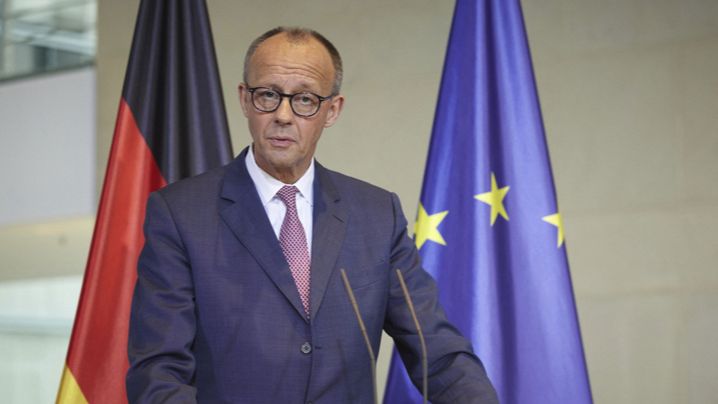 Мерц заявил, что Россия должна участвовать в переговорах по Украине