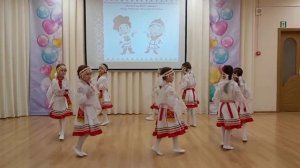 Дефиле "Живая нить чувашского костюма"