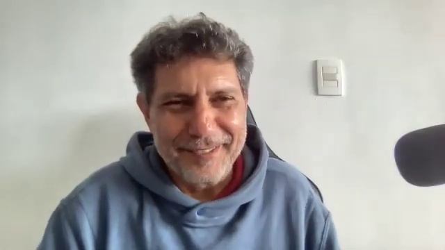 23-11-2025 Español - English - Russian