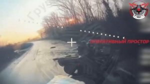 Истребление ВСУ под Купянском.
Еще один квадроцикл с тактическими тарасами спалили на дороге…🔽🔽🔽