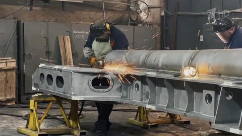 В правительстве обсуждали развитие промышленности и инвестпроекты на Дальнем Востоке.