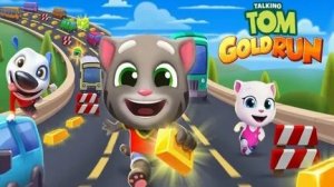 Том бег за золотом . Футболист Том с мячом