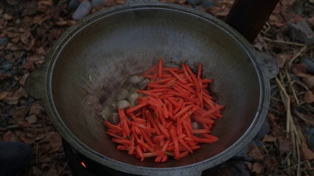 Идеальный рассыпчатый плов из утиных грудок! простои вкусно!