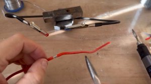 Как легко соединить провода без ненадёжных скруток. Показываю наглядно