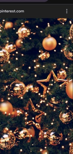 наряжаем ёлку к Новому году