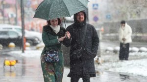 Ледяной дождь обрушился на Москву