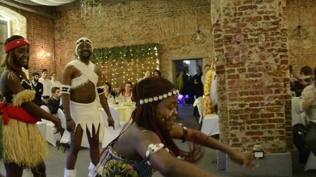 ШОУ БАБКУ Корпоративный новогодний праздник в Центре города - Хаянис Холл