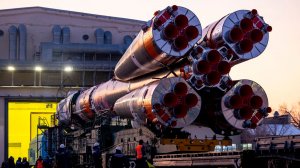 Ракету с пилотируемым кораблем «Союз МС-28» готовят к пуску на Байконуре