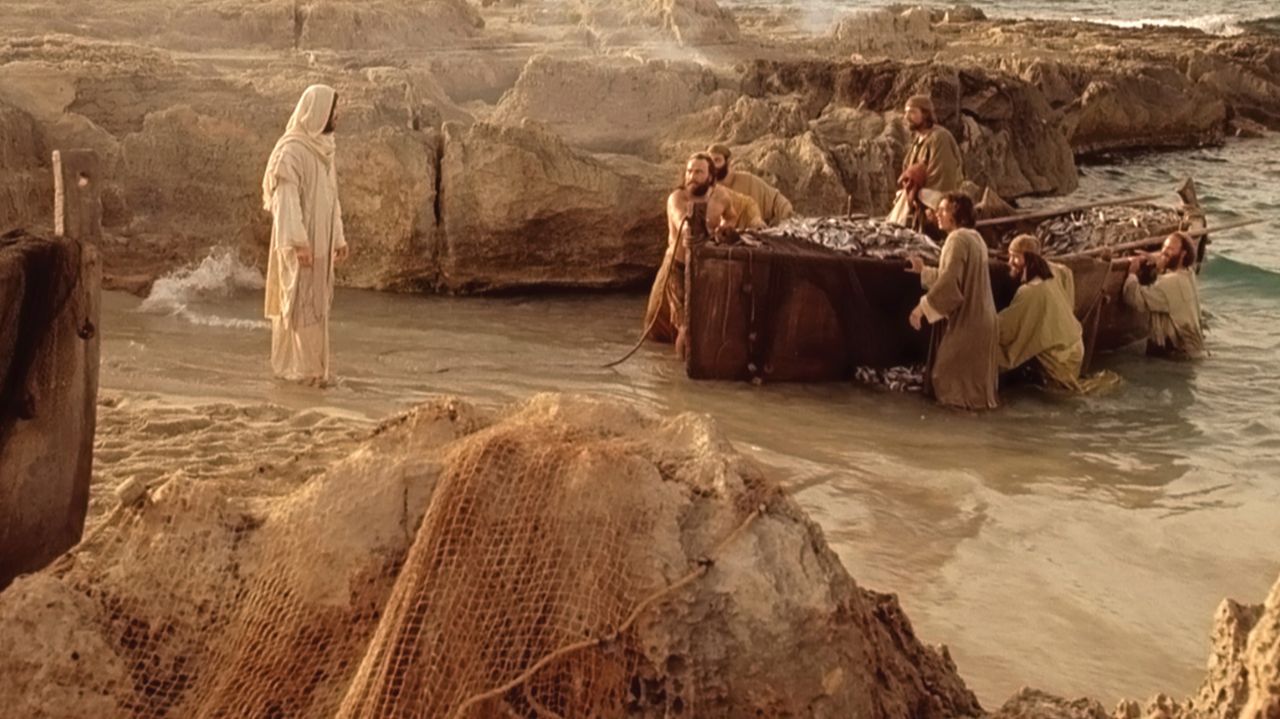 Явление Иисуса ученикам / Чудесный улов рыбы / «Симон Ионин! Любишь ли ты Меня?» / «Паси овец Моих» смотреть онлайн