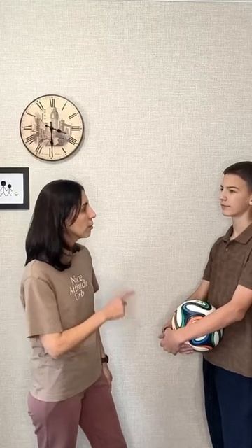 Как по-английски играть в футболволейбол...