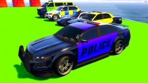 Мультики про машинки. Полицейские цветные машинки участвуют в гонке на трассе диснея для детей.