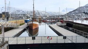 Арктическая Норвегия Тромсё прогулка в ледяном воздухе под вечным светом полярного дня 🌙❄️