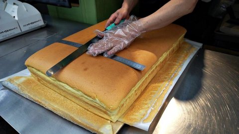 Мастерство нарезки гигантских кастелл — корейская уличная еда