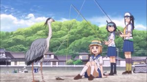 Наглая птичка отжала рыбу у малолетней школьницы) "Рыбалка для школьниц после занятий"