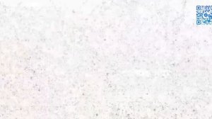 Шли на штурм вброд через реку по грудь в воде, держа оружие и снаряжение над собой — берегли.