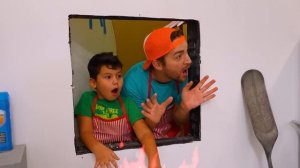 Влад и Никита 100 слоев еды Челлендж для детей!