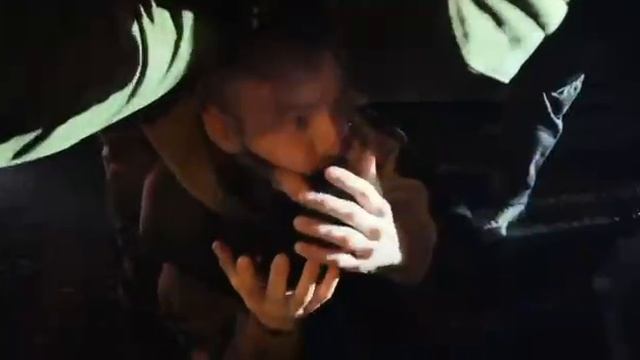 Предельно жесткое задержание членов этнической ОПГ, вымогавшей деньги у фронтовиков.