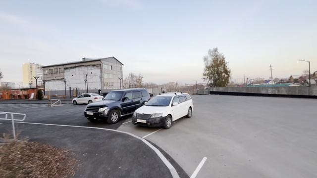 Видео обзор по квартире студии по адресу: ул. Варламова, 108/1 (ЖК «Радужный парк», Иркутск) смотреть онлайн