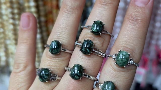 Натуральные камни - кольца