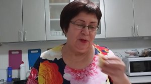 Гулять не пошла. Сегодня пеку ПИРОЖКИ НА ВОДЕ. В осеннюю непогоду это самое то!