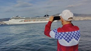 лайнер уходит из Измира