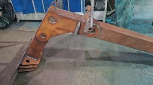 Процесс изготовления грейдера на минипогрузчик