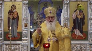 Божественная литургия в Свято-Успенском кафедральном соборе Ташкента