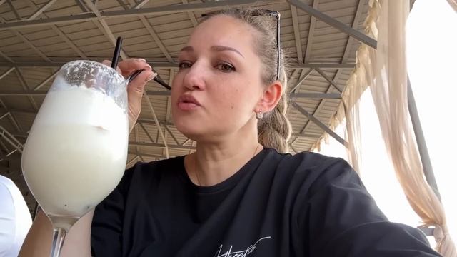 ВЛОГ Саша и Айгуль вернулись из Крыма ! Гуляем по Анапе с Алисой ! Лёша готовит МАСТАВУ ! смотреть онлайн