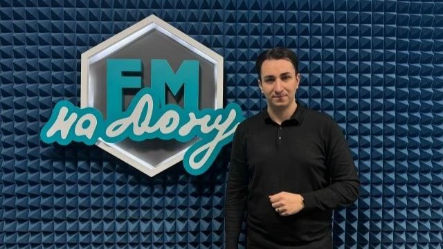 Режиссер, актер и сценарист Карен Айдинян.