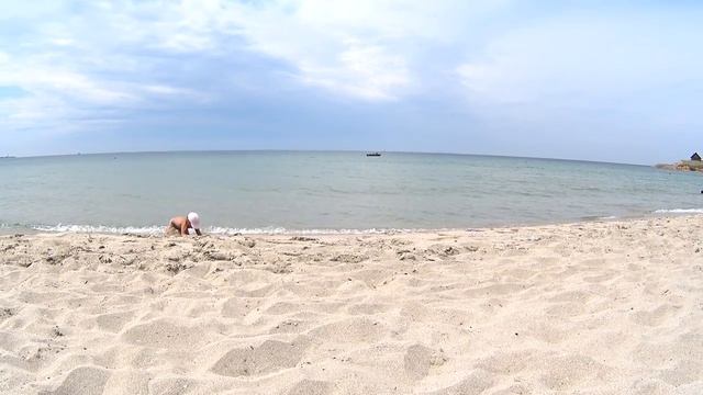 Чем отличаются пляжи на СБК от пляжей на ЮБК. Крым