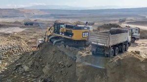 Экскаватор Cat 374D в Работе!