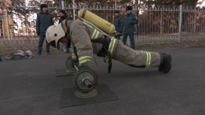 На грани возможностей: пожарные Каменска-Уральского испытали себя в кроссфите