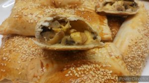 Вкуснейшие слойки с Грибами и Сыром.